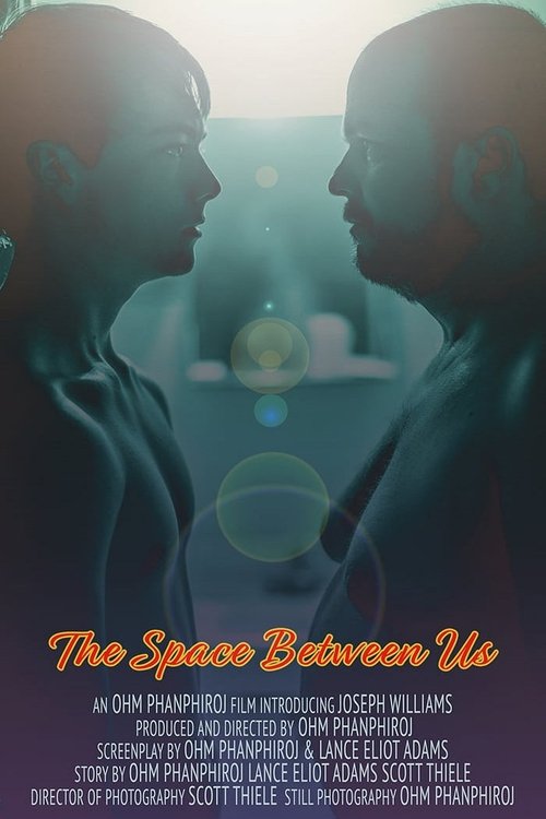 Постер фильма «The Space Between Us»