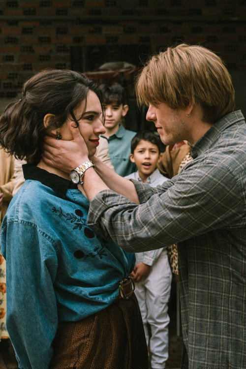 Постер фильма «Una familia»